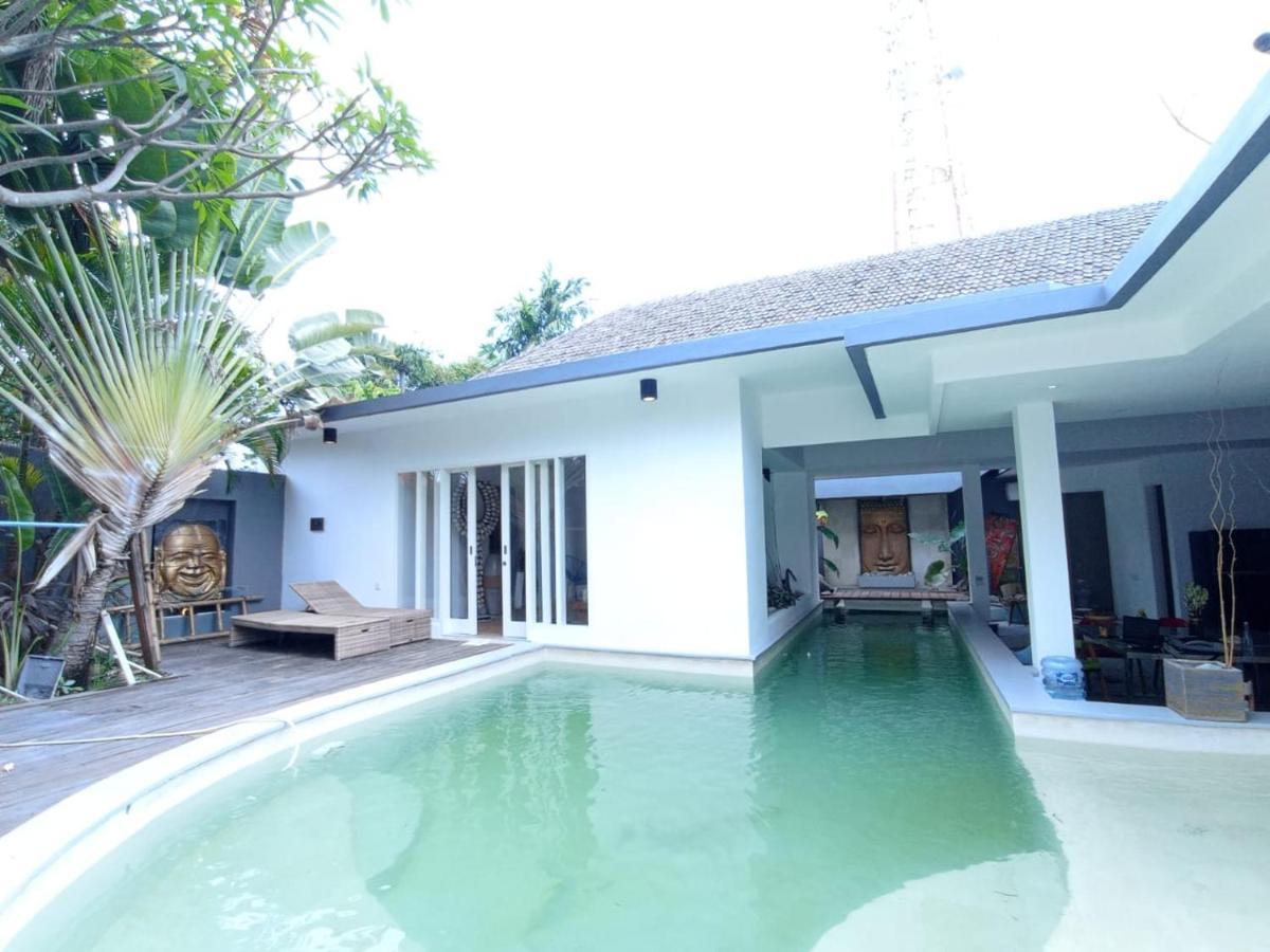 4 Bedroom Family -danumaya Apartemen *