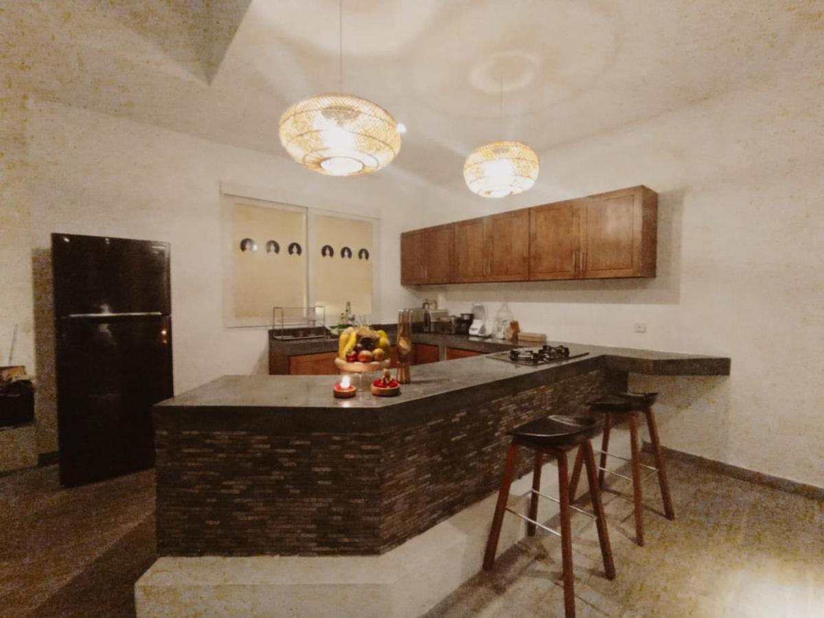4 Bedroom Family -danumaya Apartemen