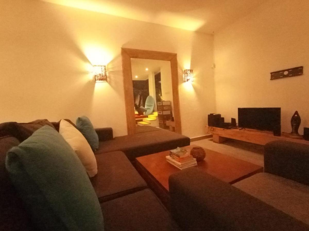 4 Bedroom Family -danumaya Apartemen