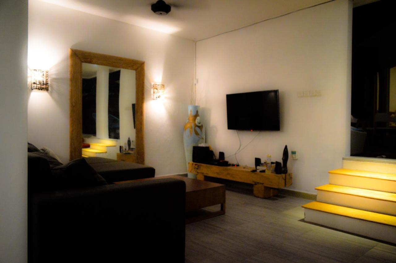 4 Bedroom Family -danumaya Apartemen