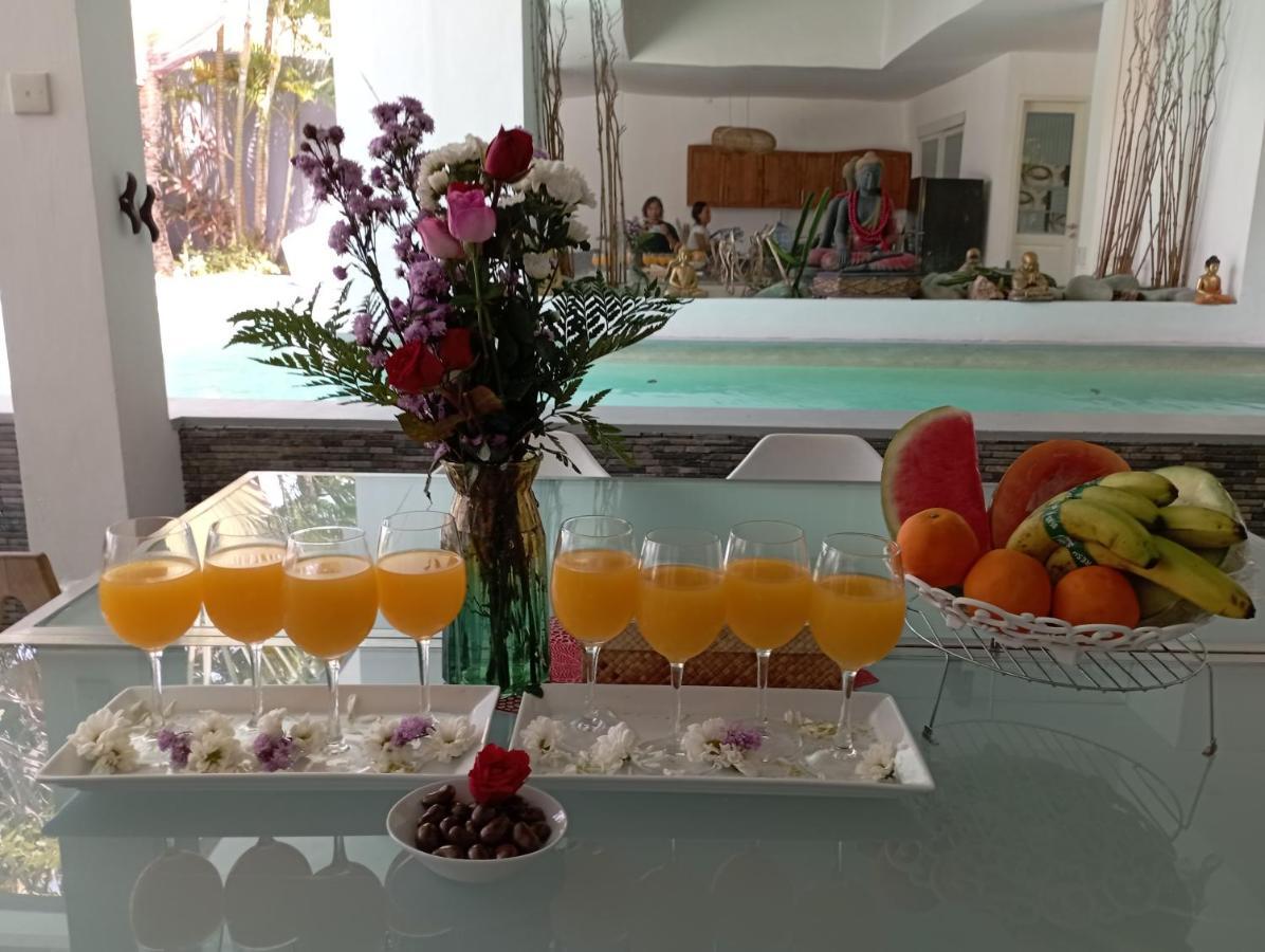 4 Bedroom Family -danumaya * Seminyak (Bali)